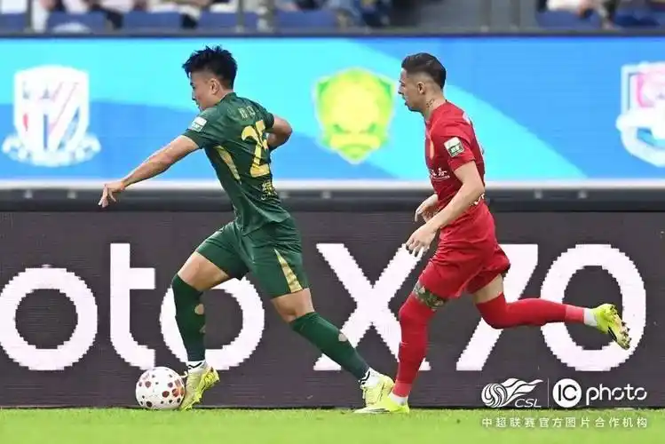 欧洲联赛：沙尔克04 VS 沃尔夫斯堡